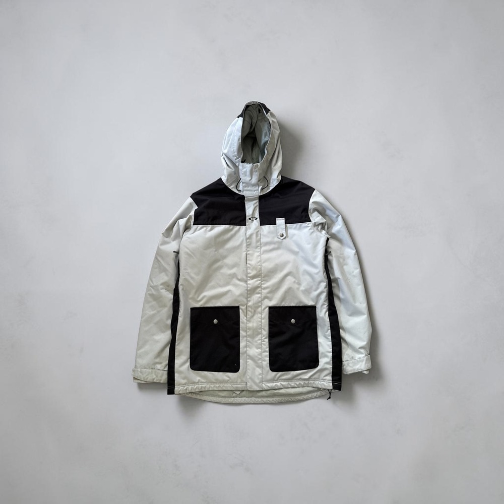 Oakley Snowboarding Jacket Mens Large White Black Anorak Fit Technical Hooded